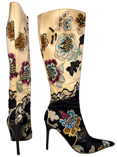 Bottes hautes Roberto Cavalli CHEZ SNOW BUNNY en satin crème et noir avec imprimé floral coloré et talon aiguille