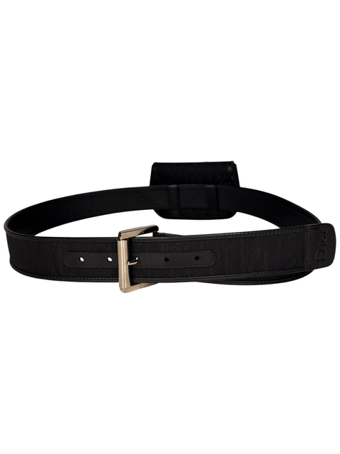 Sac ceinture Dior Oblique noir taille 95 avec boucle argentée, proposé par CHEZ SNOW BUNNY