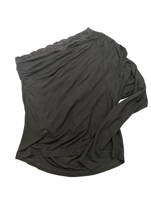 Vaillant Black Asymmetric Lace Top