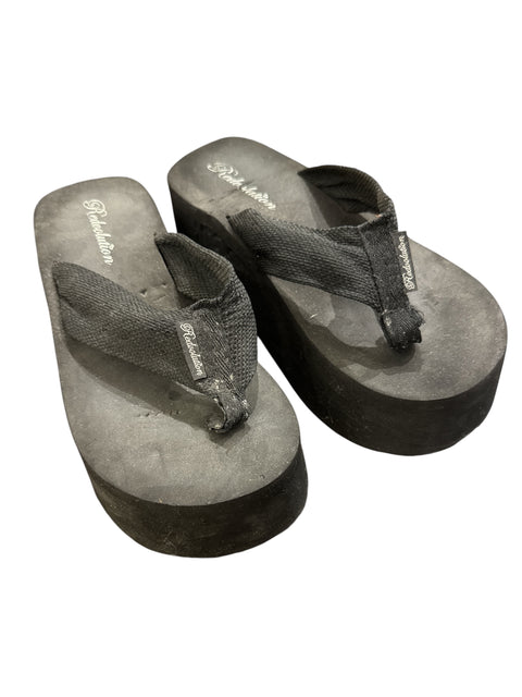 Redvolution Black Platform Thong Sandal