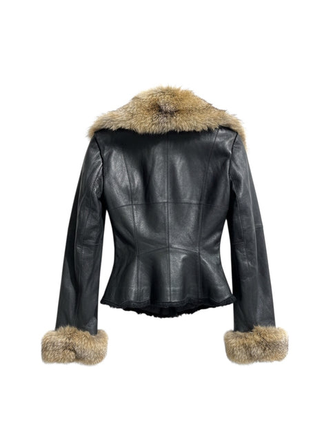 Veste en cuir noir CHEZ SNOW BUNNY avec col et poignets en vraie fourrure, vue arrière