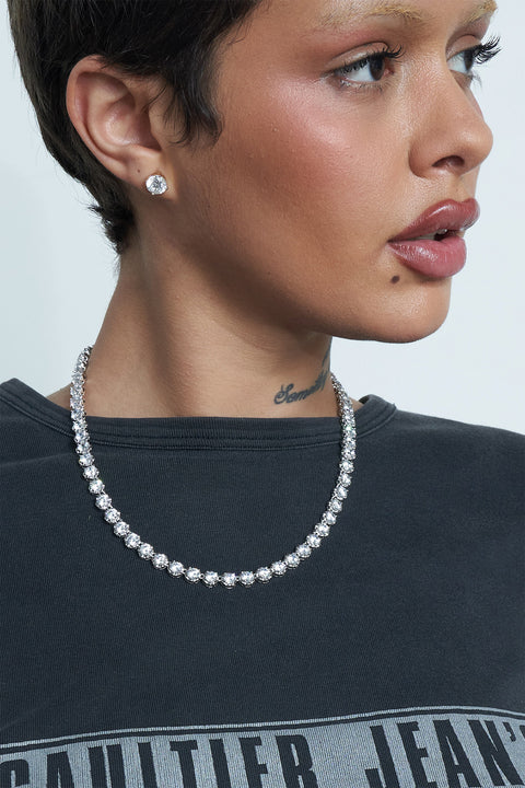 Julie Chain