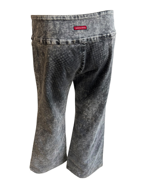 Indian Rose Grey Printed Pants With Belt