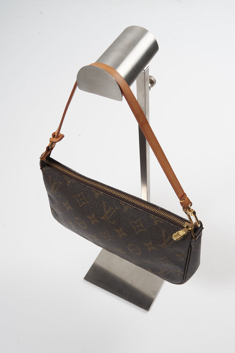 Louis Vuitton Pochette Accessoire LB118202