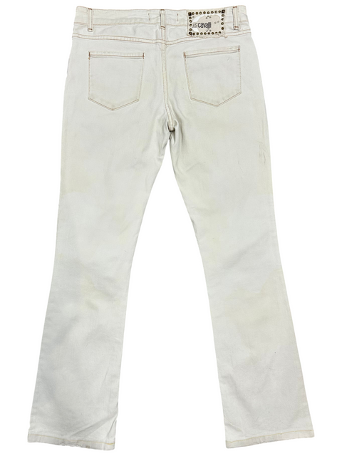Jean blanc Just Cavalli taille 40 EU avec écusson clouté à la taille, vue arrière, chez CHEZ SNOW BUNNY